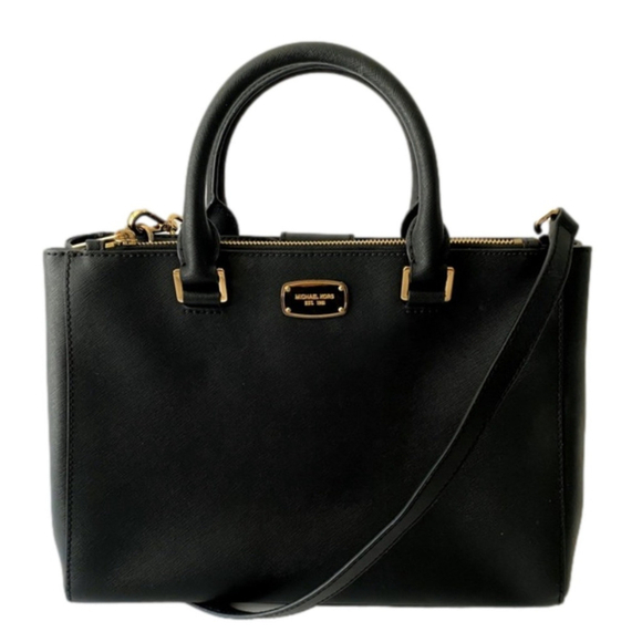 Michael Kors Handbags - MICHAEL Kors black leather purse